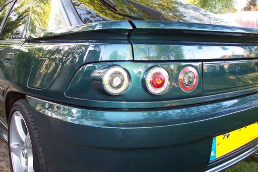 Mazda-323F-60.jpg