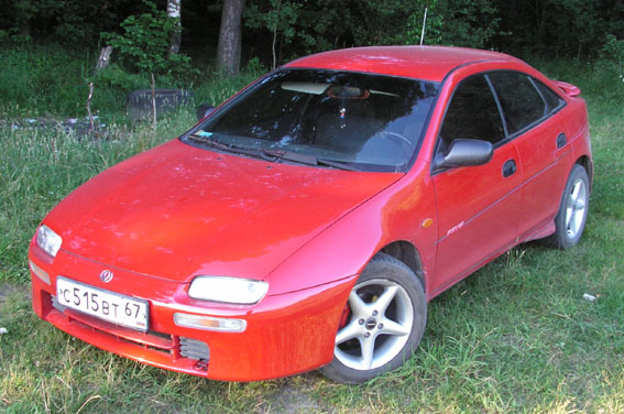 Mazda323_01_.jpg